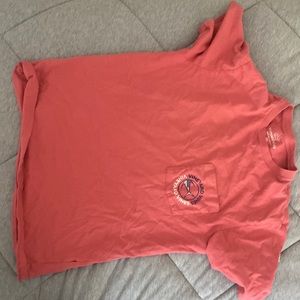 Adult vineyard vines size x-small t shirt